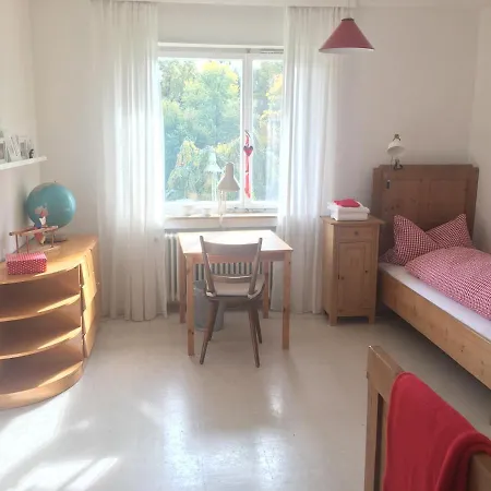 Ferienwohnung Kliniknaehe Mit Blick Ins Gruene Tuebingen Exterior photo