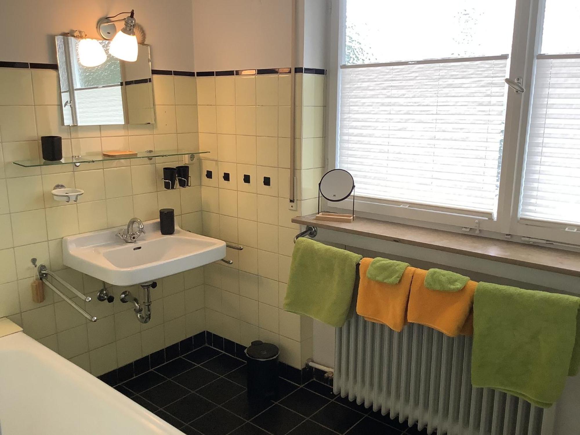 Kliniknaehe Mit Blick Ins Gruene * Tuebingen